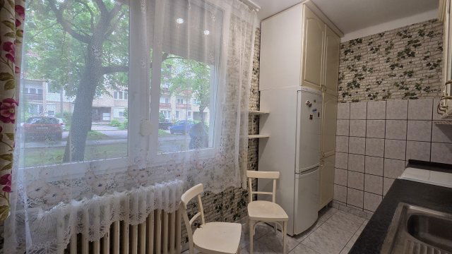 Eladó téglalakás, Tatabányán, Vadász utcában 36.9 M Ft