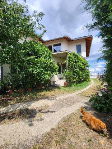 Eladó családi ház, Szigetszentmiklóson 170 M Ft, 6 szobás