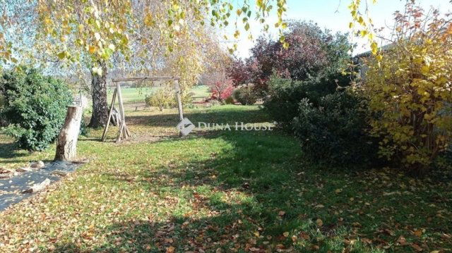 Eladó sorház, Egerváron 29.9 M Ft, 3 szobás