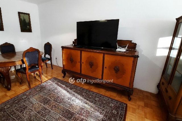 Eladó téglalakás, Egerben 44.9 M Ft, 2 szobás