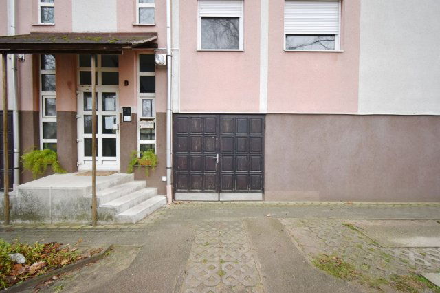 Eladó garázs, Debrecenben 16.7 M Ft / költözzbe.hu