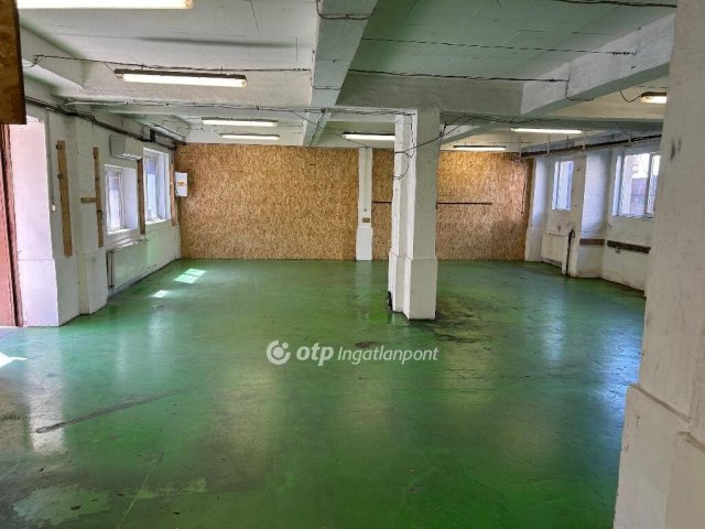 Kiadó ipari ingatlan, Budapesten, XX. kerületben 520 E Ft / hó