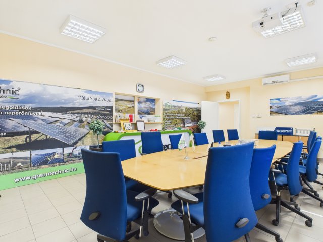 Eladó ipari ingatlan, Budapesten, XXI. kerületben, Orion utcában