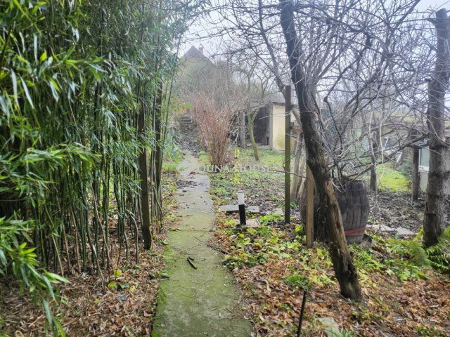 Eladó nyaraló, Móron 32 M Ft, 3 szobás / költözzbe.hu