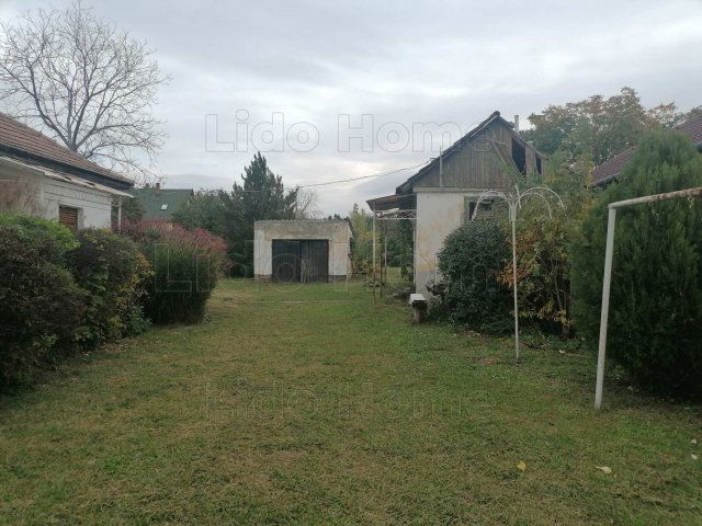 Eladó családi ház, Balatonbogláron 36.9 M Ft, 2+1 szobás