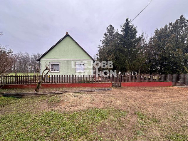 Eladó családi ház, Tápiószőlősön 36.5 M Ft, 2+1 szobás