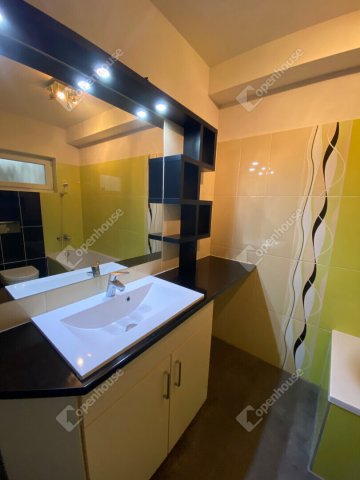 Eladó téglalakás, Győrött 69.9 M Ft, 2 szobás