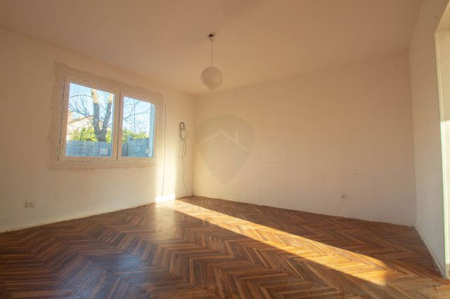 Eladó ikerház, Kömlődön 24.99 M Ft, 3 szobás