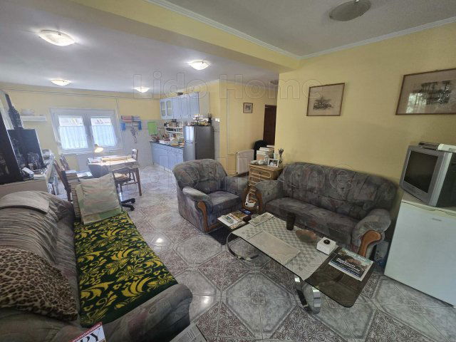 Eladó családi ház, Látrányon 79.9 M Ft, 3 szobás