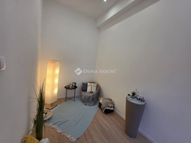 Eladó téglalakás, Budapesten, XII. kerületben 99.9 M Ft