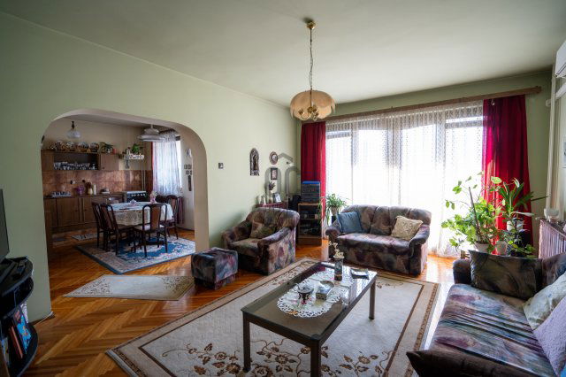 Eladó családi ház, Miskolcon 58 M Ft, 5 szobás