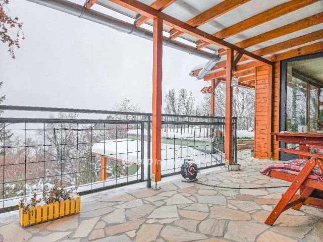 Eladó téglalakás, Budakeszin 167.8 M Ft, 3 szobás