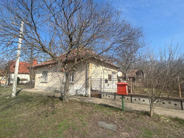 Eladó családi ház, Soltszentimrén 19 M Ft, 2 szobás