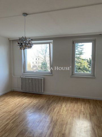 Kiadó panellakás, albérlet, Veszprémben, Haszkovó utcában