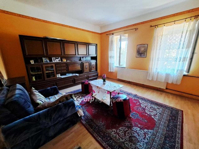 Eladó családi ház, Dunavecsén 29.9 M Ft, 2+1 szobás