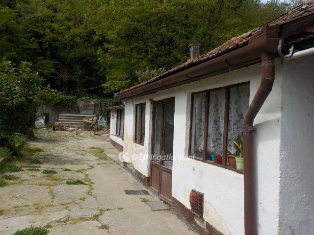 Eladó családi ház, Kaposváron 22.6 M Ft, 3+1 szobás