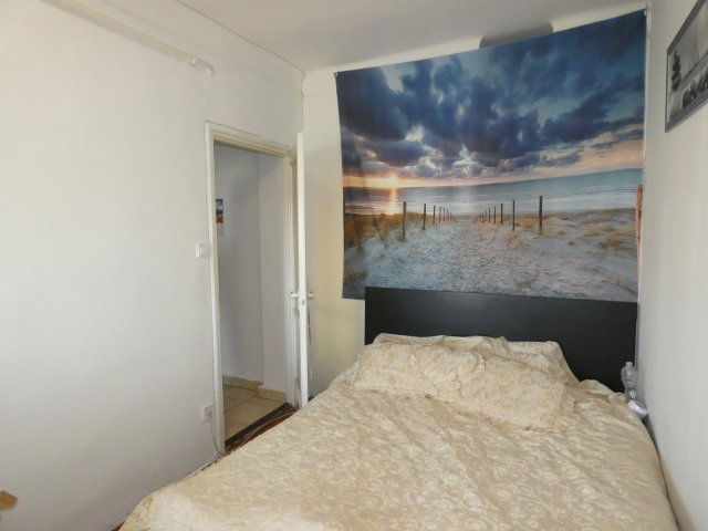 Eladó téglalakás, Szolnokon 22.5 M Ft, 2 szobás