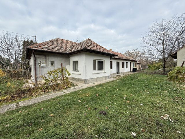 Eladó családi ház, Balatonőszödön, Kossuth Lajos utcában