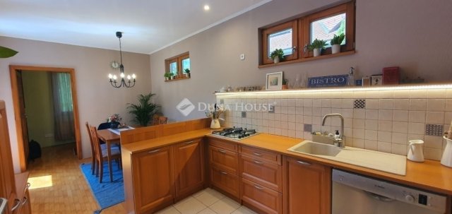 Eladó családi ház, Dunaharasztin 149 M Ft, 5 szobás