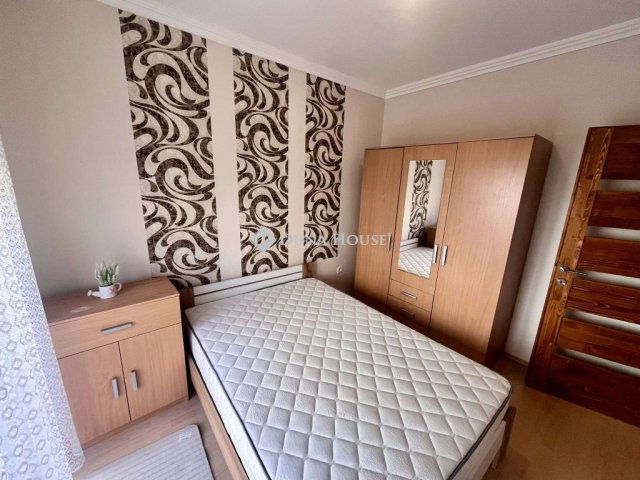 Kiadó téglalakás, albérlet, Kecskeméten 160 E Ft / hó