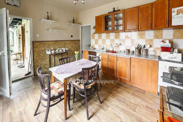 Eladó családi ház, Kompolton 19 M Ft, 3 szobás