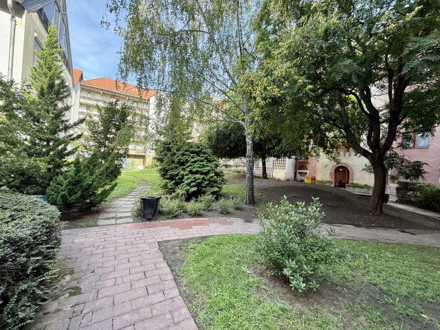 Eladó téglalakás, Budapesten, IX. kerületben, Bokréta utcában