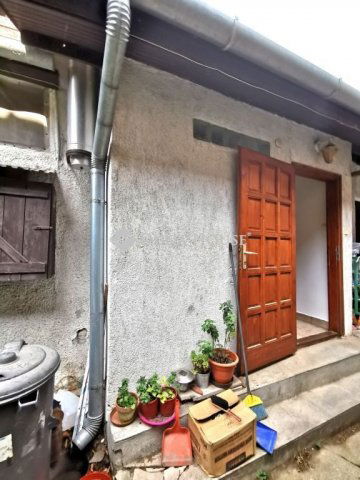 Eladó családi ház, Budakeszin 64.9 M Ft, 4 szobás