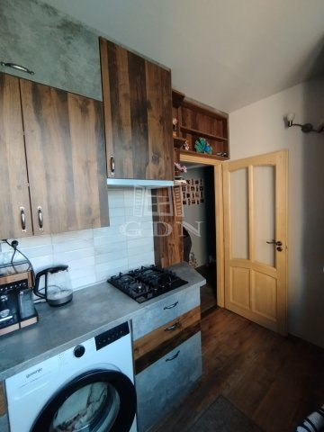 Eladó panellakás, Pétfürdőn 41 M Ft, 2 szobás