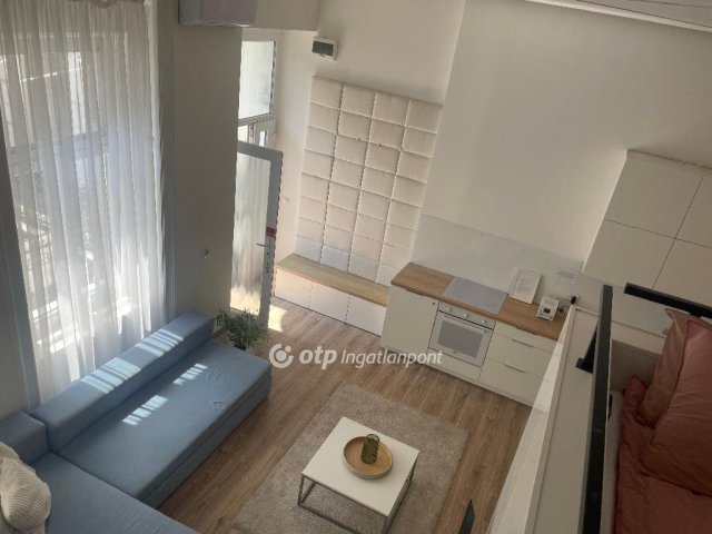 Eladó téglalakás, Budapesten, VI. kerületben 75 M Ft, 1 szobás