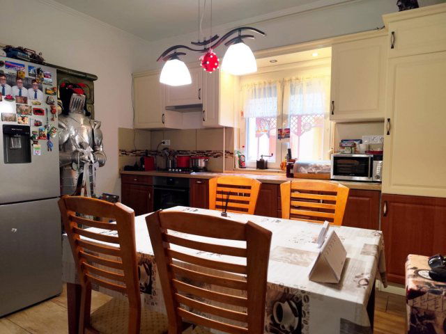 Eladó ikerház, Keszthelyen 108 M Ft, 4+1 szobás