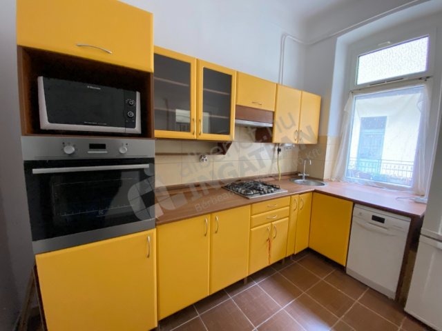 Kiadó téglalakás, albérlet, Budapesten, II. kerületben