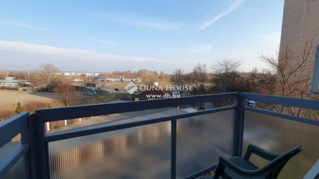 Eladó panellakás, Budapesten, XV. kerületben 64.9 M Ft, 3 szobás