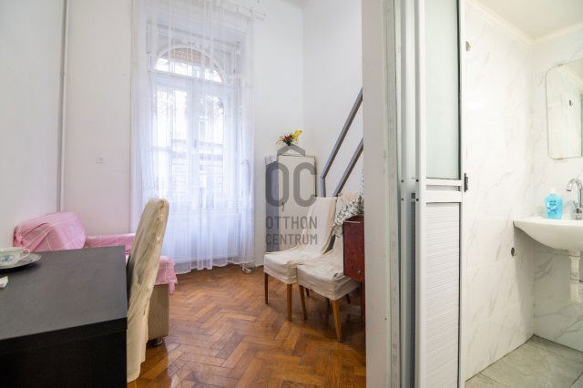 Eladó hotel, Budapesten, VII. kerületben 99.9 M Ft
