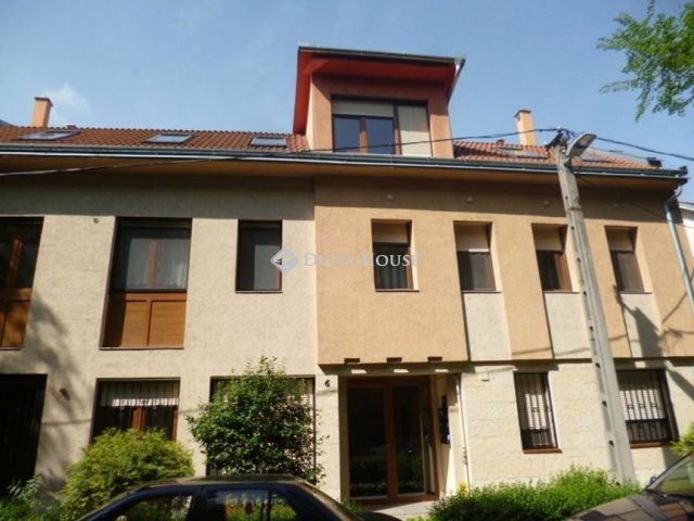 Kiadó téglalakás, albérlet, Kecskeméten 230 E Ft / hó