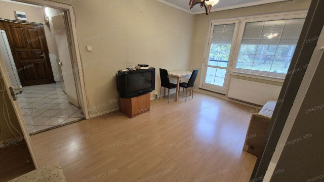 Kiadó panellakás, albérlet, Sopronban 250 E Ft / hó, 3 szobás