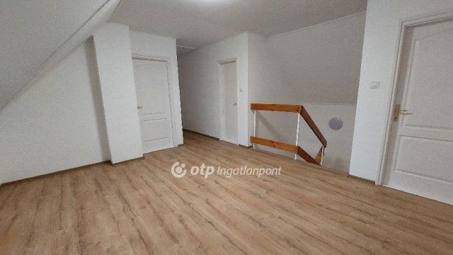 Eladó családi ház, Kunhegyesen 36 M Ft, 4 szobás