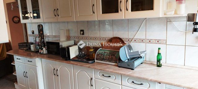 Eladó családi ház, Sopronban 125 M Ft, 6 szobás