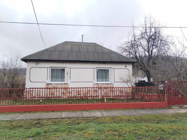 Eladó családi ház, Nógrádsipeken 16.9 M Ft, 3 szobás
