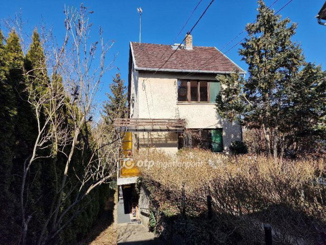 Eladó családi ház, Budapesten, II. kerületben 208 M Ft