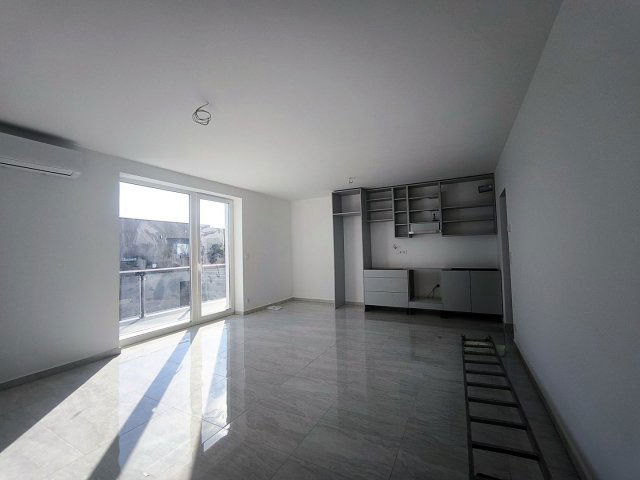 Eladó téglalakás, Vámosszabadin 74.85 M Ft, 3 szobás