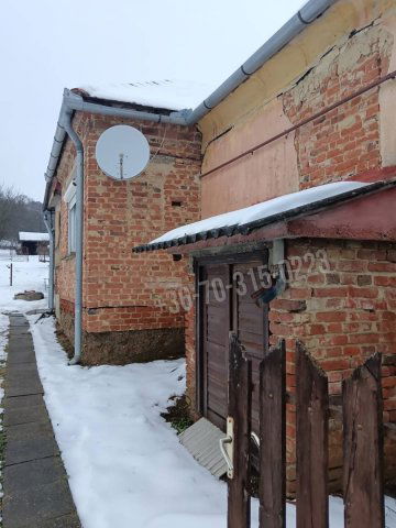 Eladó családi ház, Tornyiszentmiklóson 12.5 M Ft, 2 szobás