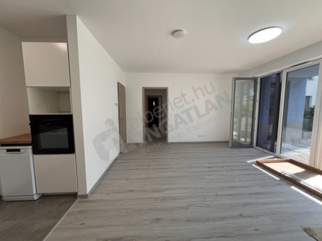 Kiadó téglalakás, albérlet, XIII. kerületben, Cserhalom utcában