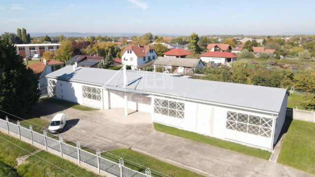 Kiadó ipari ingatlan, Székesfehérvárott 455 E Ft / hó