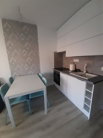 Kiadó téglalakás, albérlet, Pécsett 220 E Ft / hó, 2 szobás