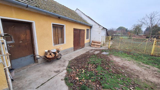 Eladó családi ház, Rábacsécsényen 45 M Ft, 3 szobás