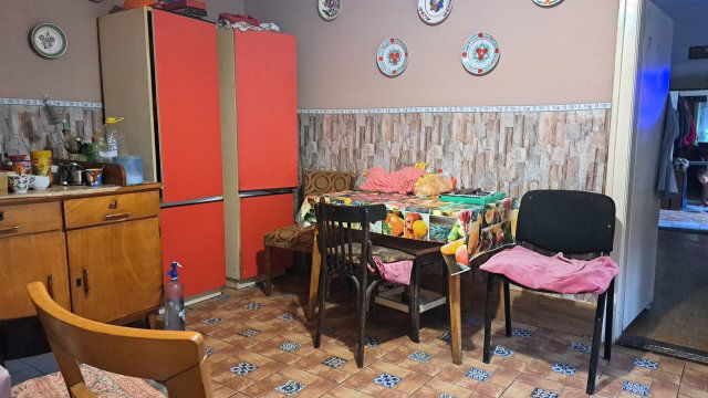 Eladó családi ház, Göncön 20 M Ft, 2 szobás