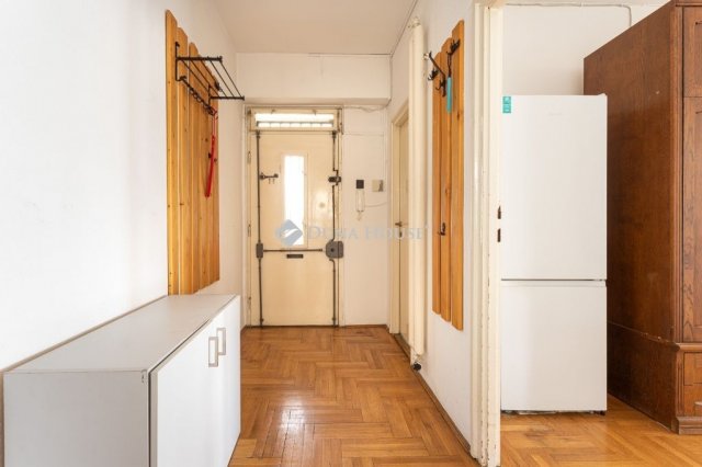 Eladó téglalakás, Budapesten, VIII. kerületben 92 M Ft, 4 szobás