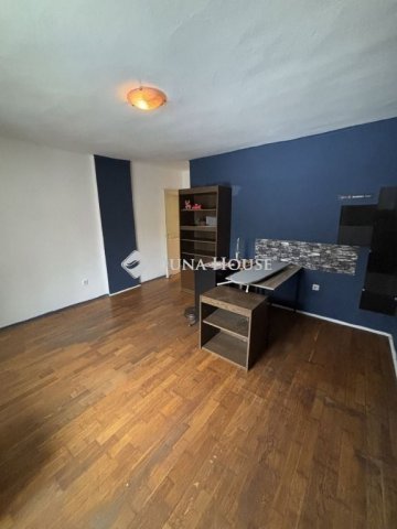 Eladó téglalakás, Győrött 31.5 M Ft, 1 szobás