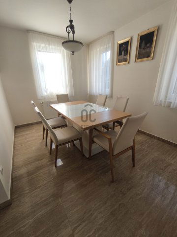 Eladó családi ház, Solymáron 281 M Ft, 6 szobás