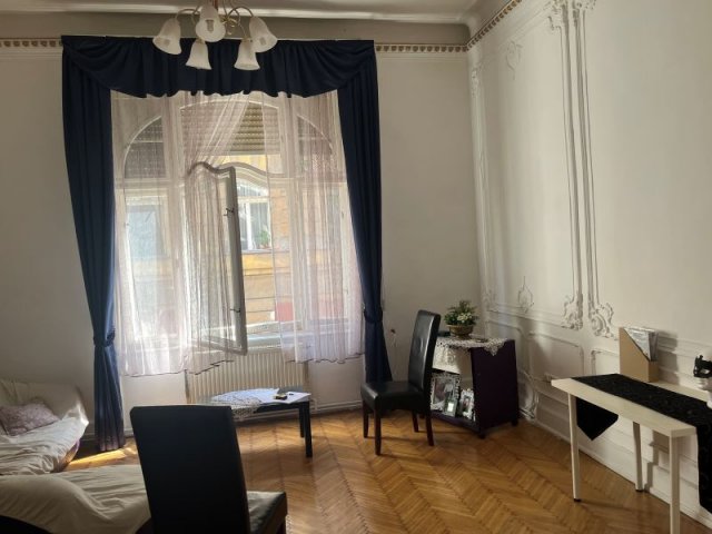 Eladó téglalakás, VIII. kerületben, Bródy Sándor utcában